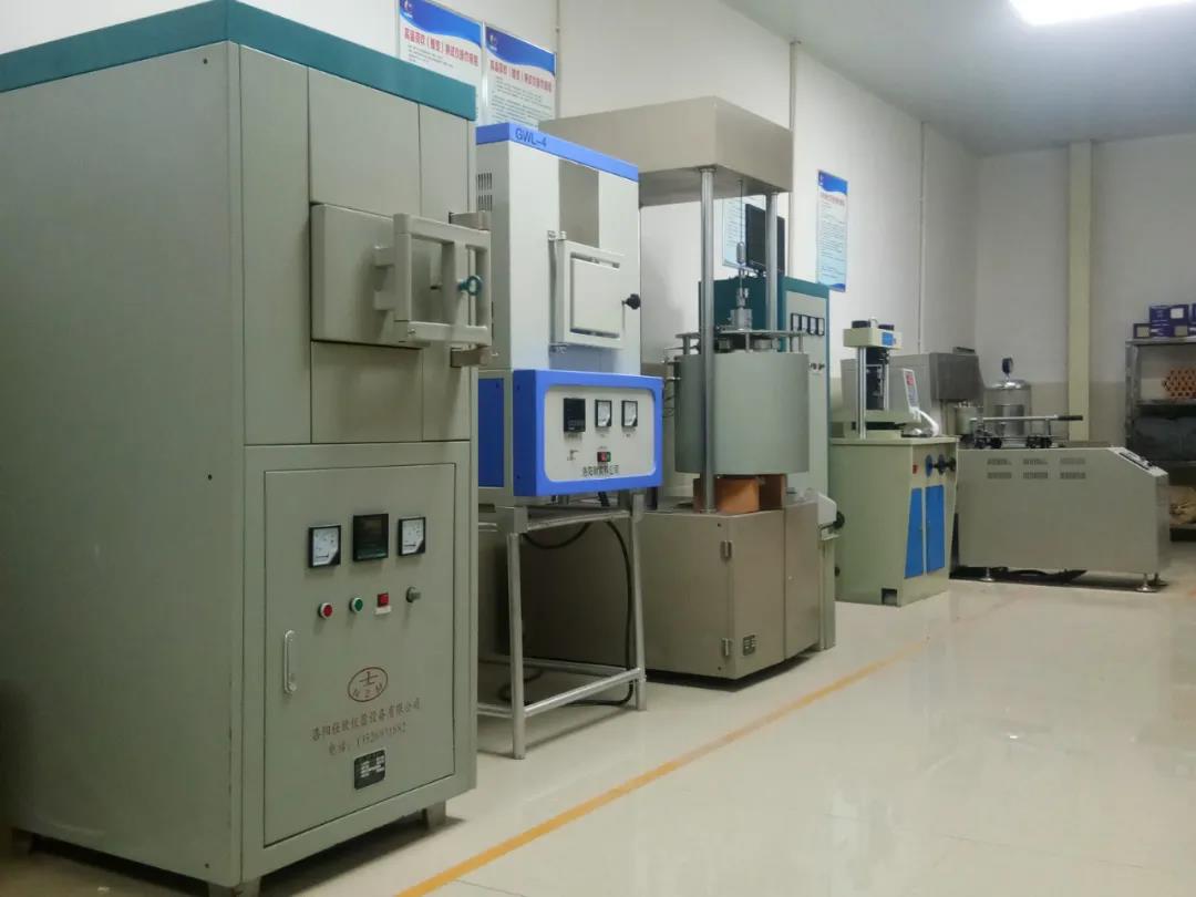 以心迎新 从新出发 | 荣盛科技集团组织新员工到生产基地参观学习 电子测量仪器制造